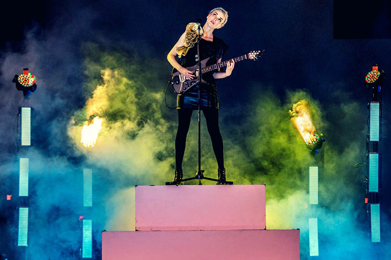 st vincent digital witness tour photo