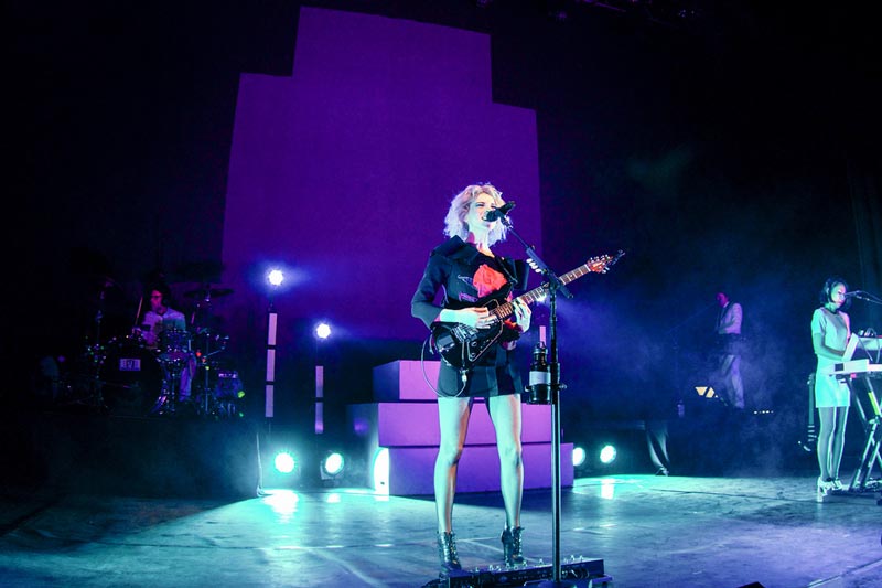 st. vincent stage design